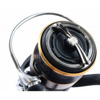 Daiwa naviják Legalis LT 2500