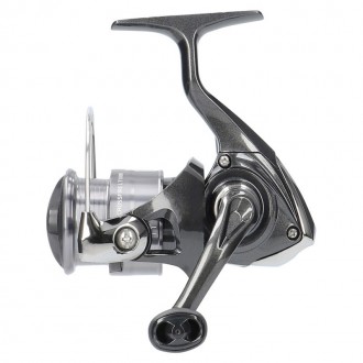 Daiwa naviják 26 Crossfire LT2500-XH