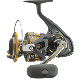 Daiwa naviják BG 4500